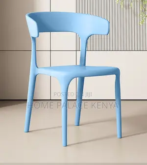 Plastic Chair: Lightweight Plastic Dining Chair With Backrest