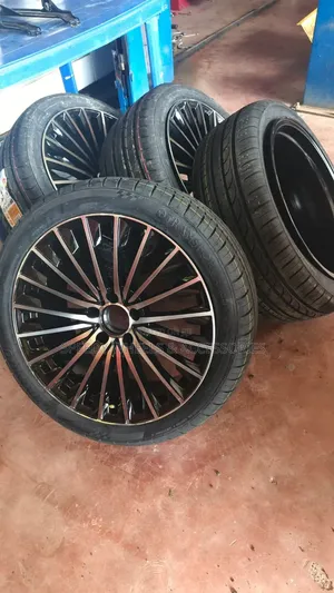 Benz/Audi/Vw Rims With New Tyres