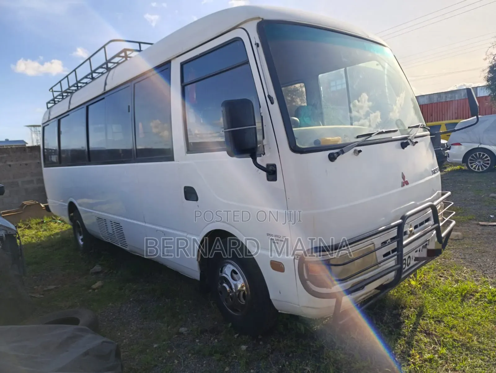 Mitsubishi Fuso Rosa 2005 White