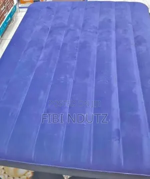 New Air Inflatable Mattress 5 by 6 Now/Exactly as Picture