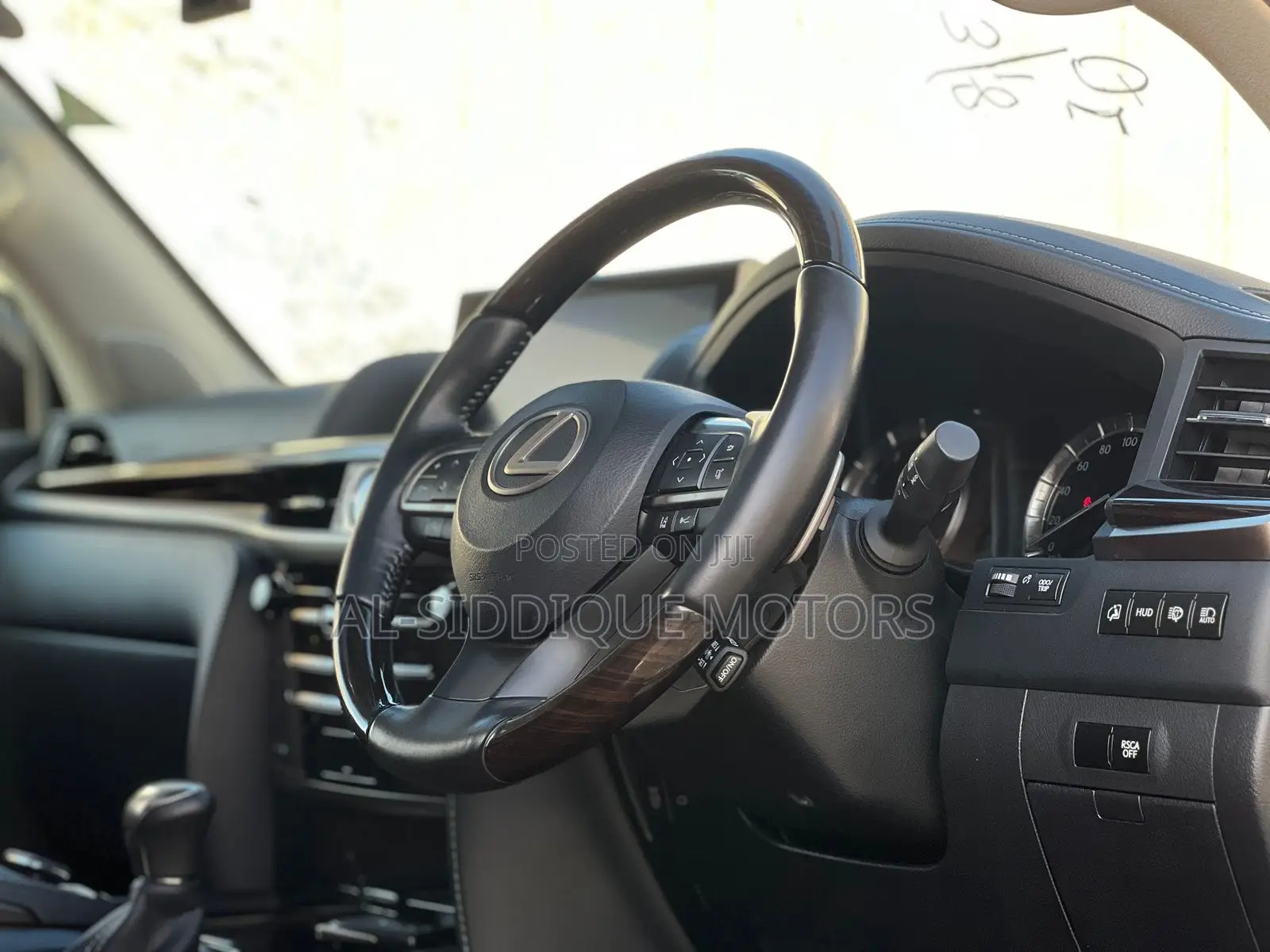 Lexus LX 2020 White