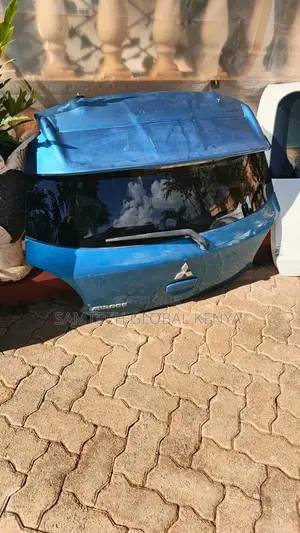 Mitsubishi Mirage Car Boot