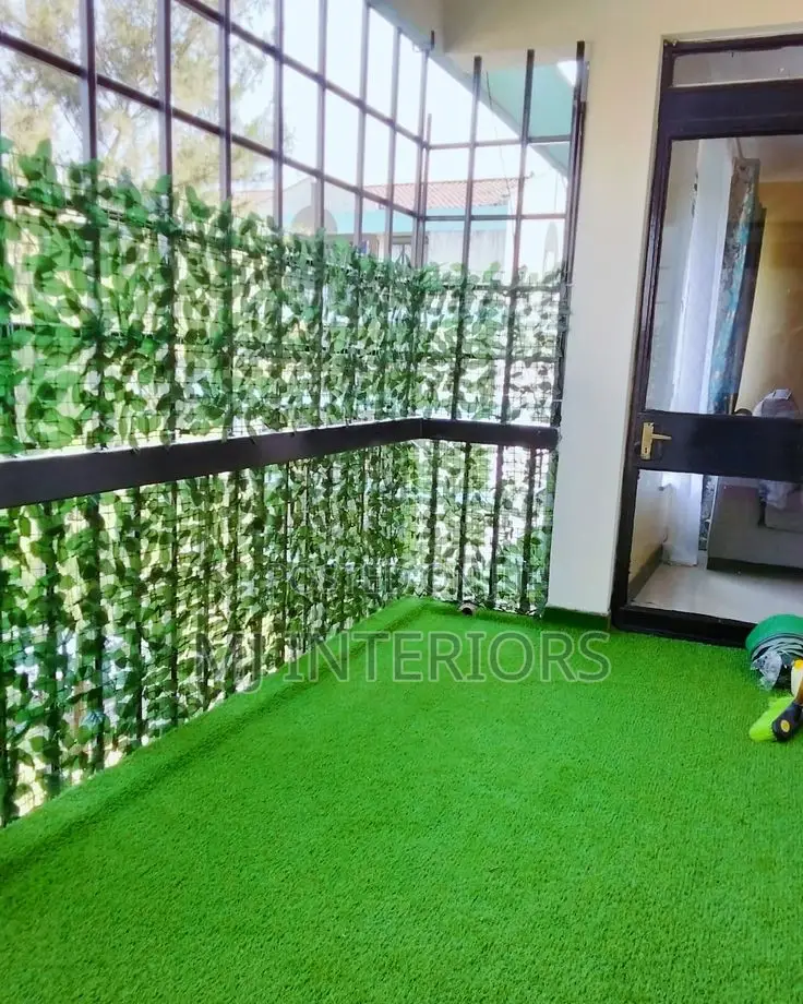 Artificial Grass Flooring for Smart Modern Homeowners