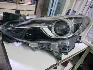 Mazda Axela 2015 Headlight