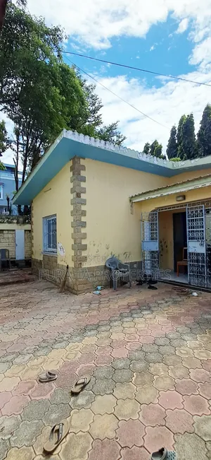 3bdrm Bungalow in Bamburi, Mtambo for sale
