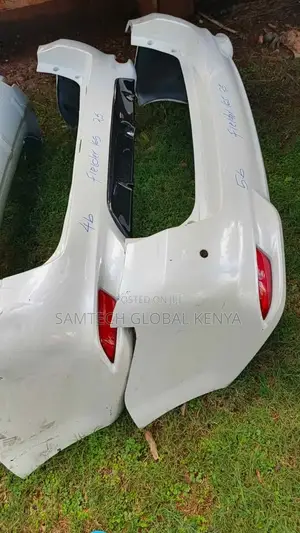 Fielder 165 Flawless White Bumper