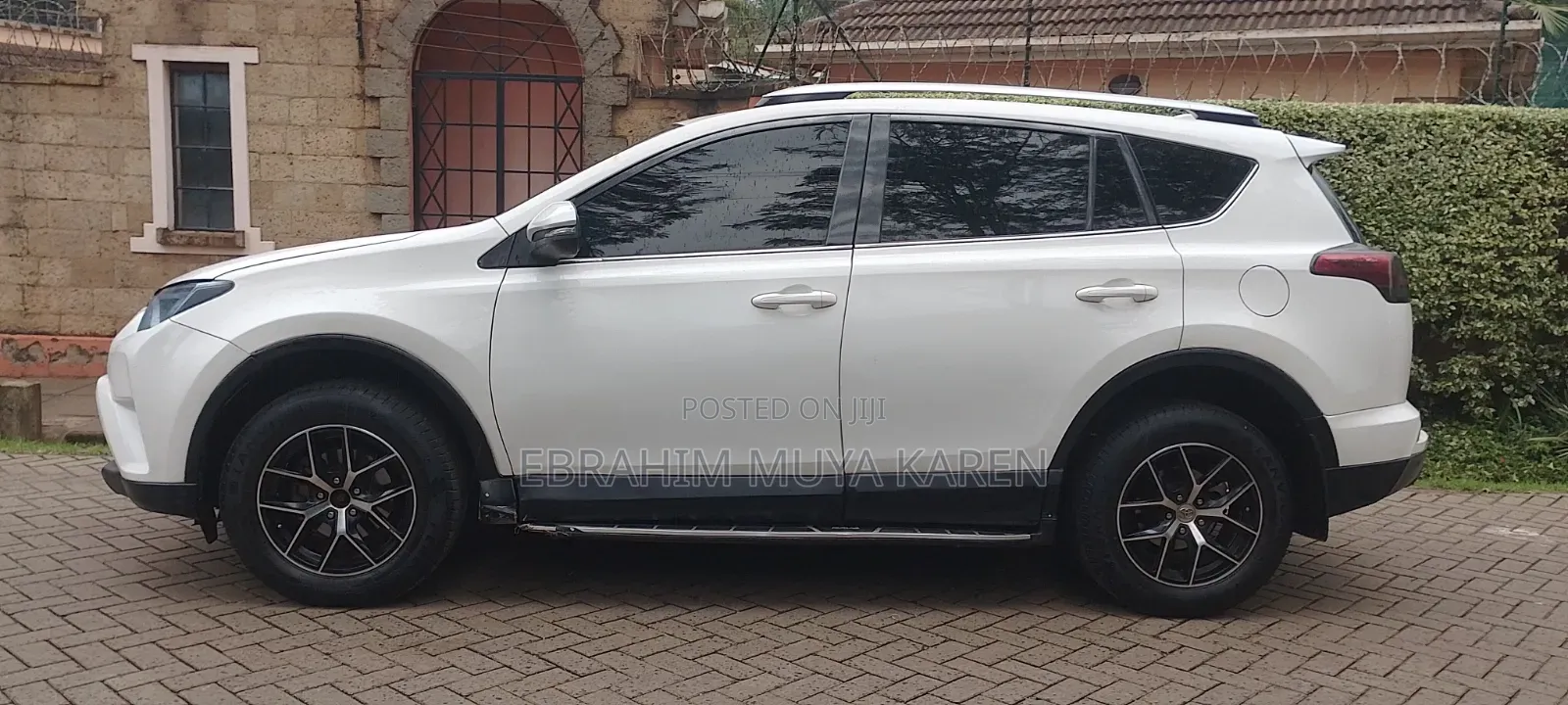 Toyota RAV4 2017 White