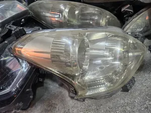 Ractis 2008 Headlight