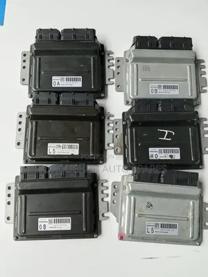 Nissan Xtrail Nt30 2005 Engine Control Unit