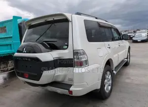 Mitsubishi Pajero 2019 Pearl