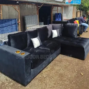 Black L-Shaped 5-Seater Sofa With Cup Holders