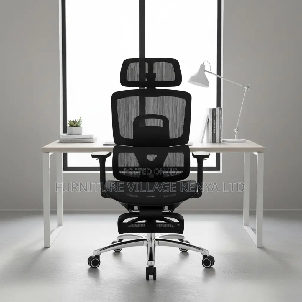 Ergonomic Mesh Chair With Footrest.