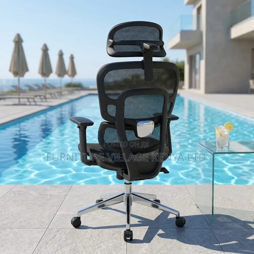 Ergonomic Mesh Chair With Footrest.
