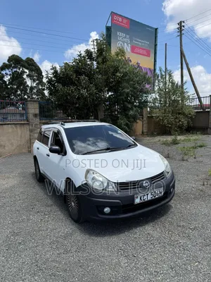 Nissan Advan 2013 White