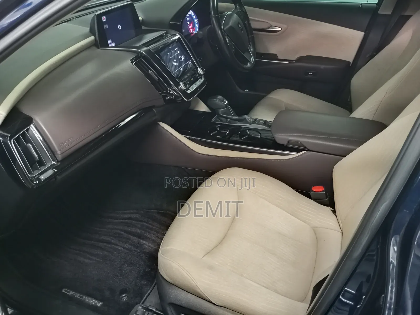 Toyota Crown 2019 Blue
