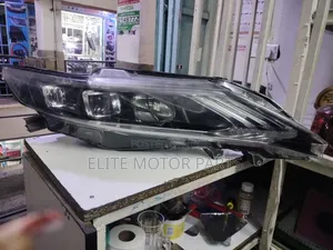 Harrier 2015 Clean Headlight