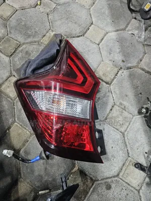 Note 2018 Taillight