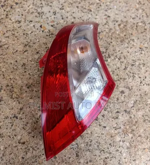 Suzuki Swift 2008 - 2010 Tailight