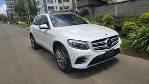 Mercedes-Benz GLC-Class 2019 White