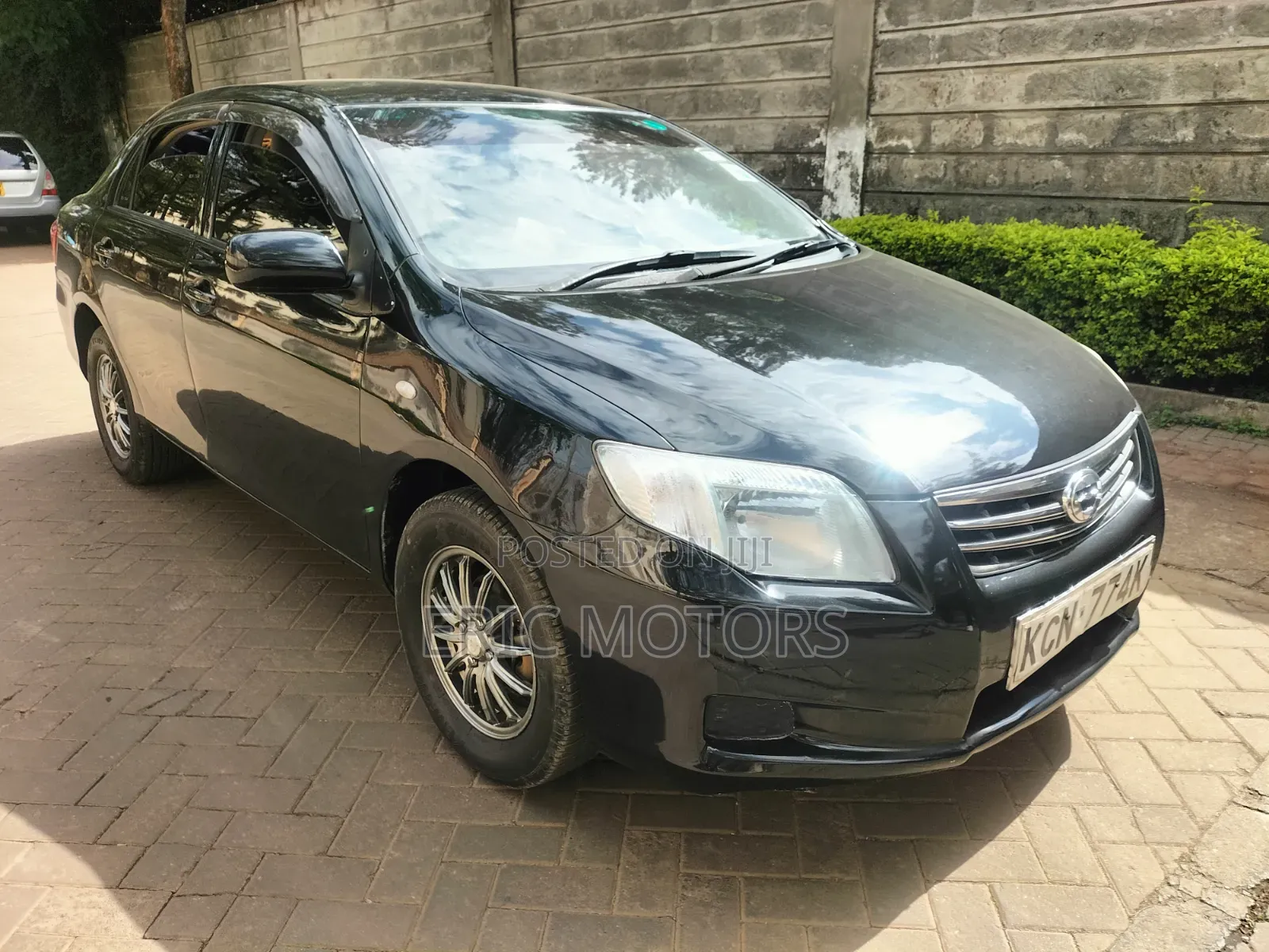 Toyota Axio 2010 Black