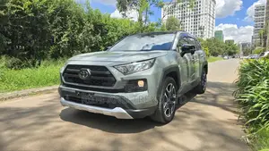 Toyota RAV4 Adventure AWD 2020 Green
