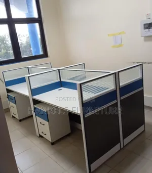 4-Way Imported Workstation – Modern Office Desk for Team Setup