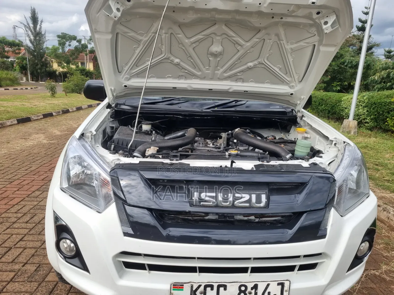 Isuzu D-MAX 2014 White