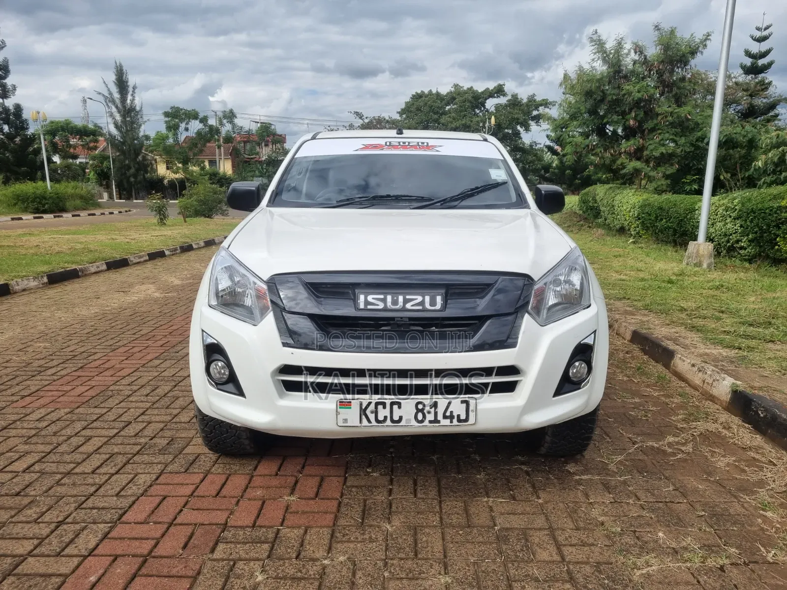Isuzu D-MAX 2014 White