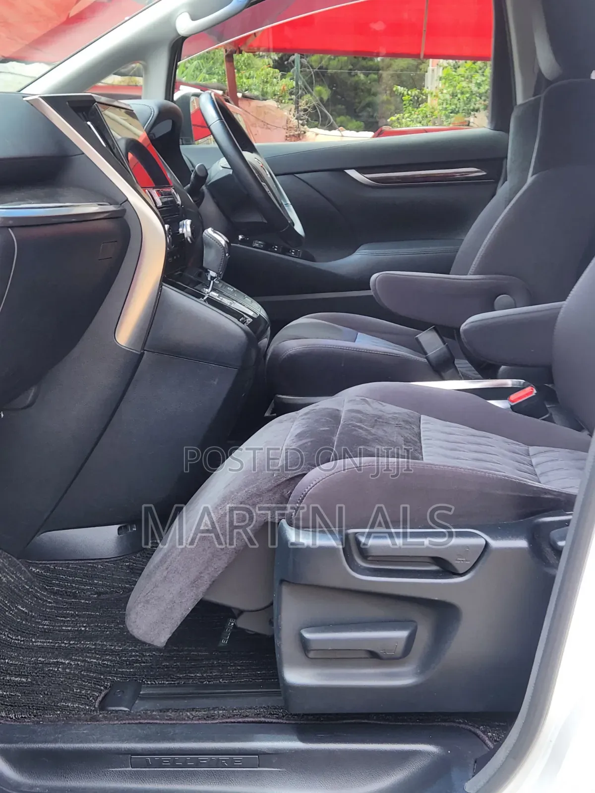 Toyota Alphard 2019 White