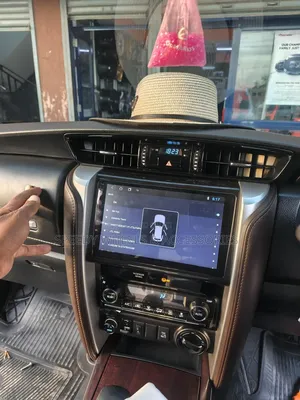 Toyota Fortuner Android Radio