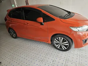 Honda Fit 2015 Orange
