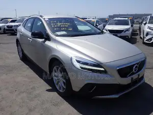 Volvo V40 2019 Beige