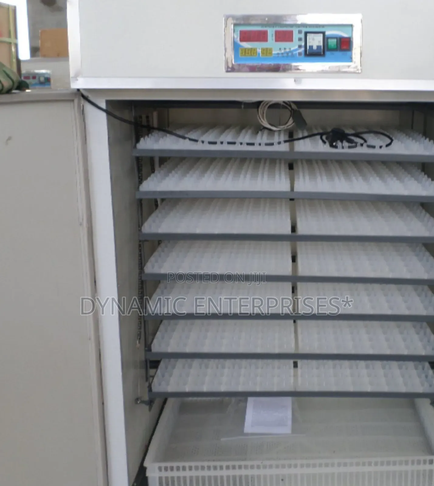 128 Eggs Automatic Incubator