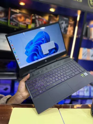 Laptop HP Pavilion 15-eh0050wm 16GB Intel Core i7 SSD 512GB