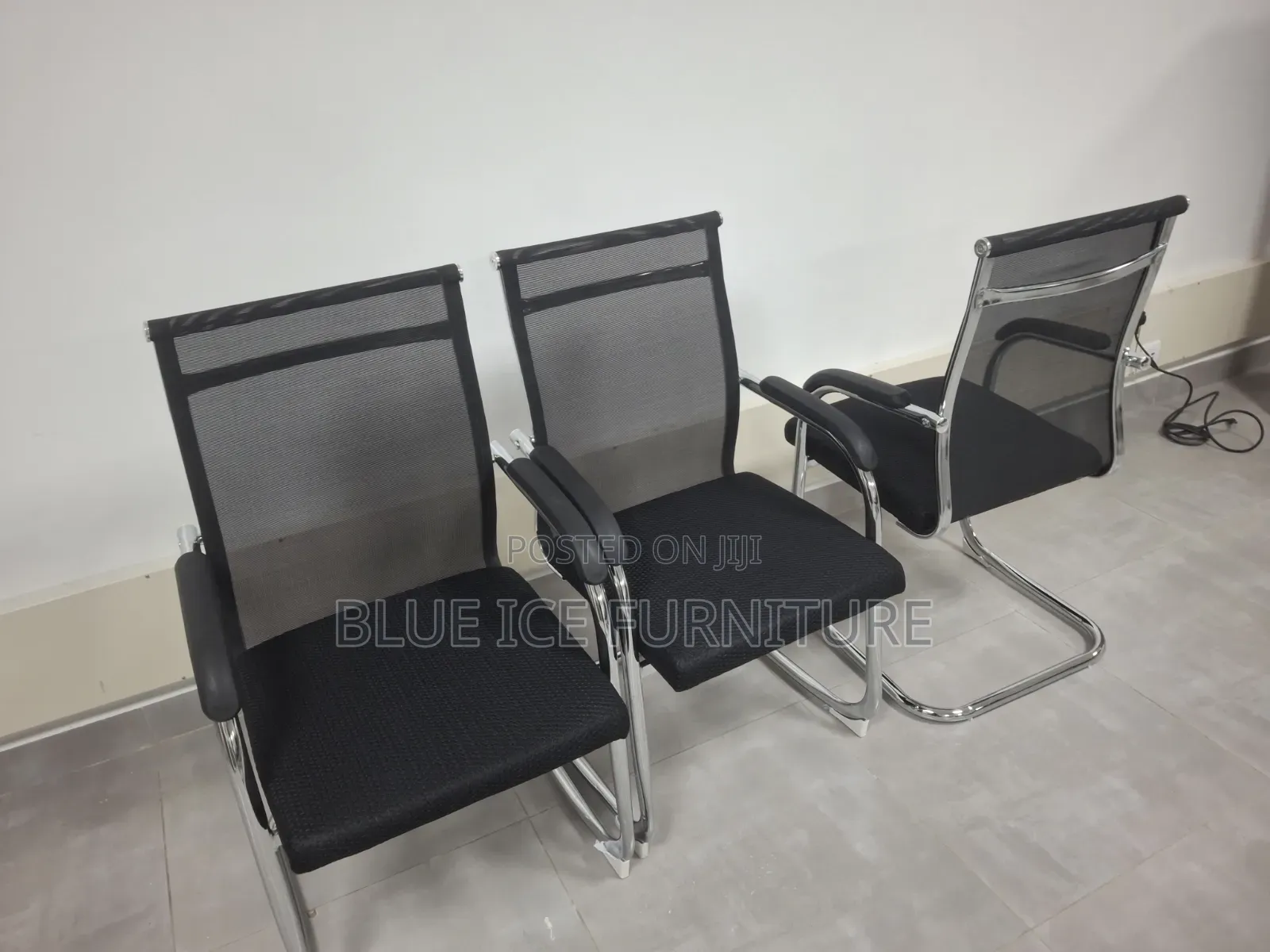 Padded Mesh Visitors Chairs