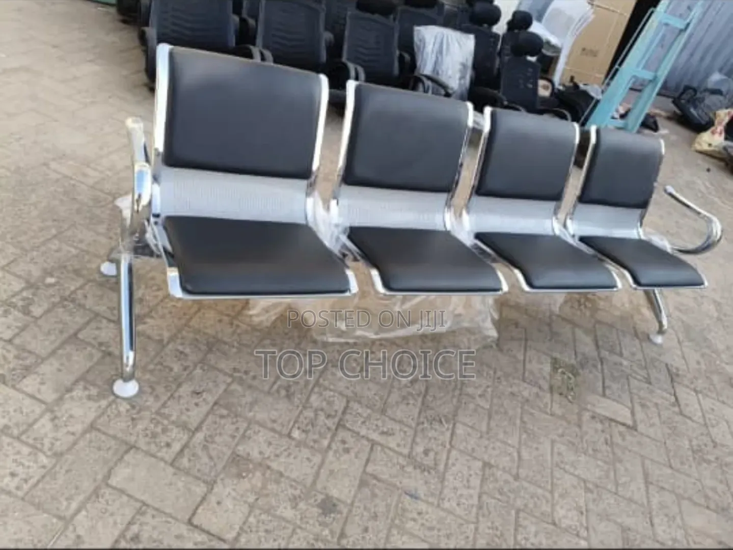 4- Link Waiting Chairs Black/Blue.