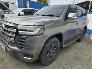 Toyota Land Cruiser 2014 Brown