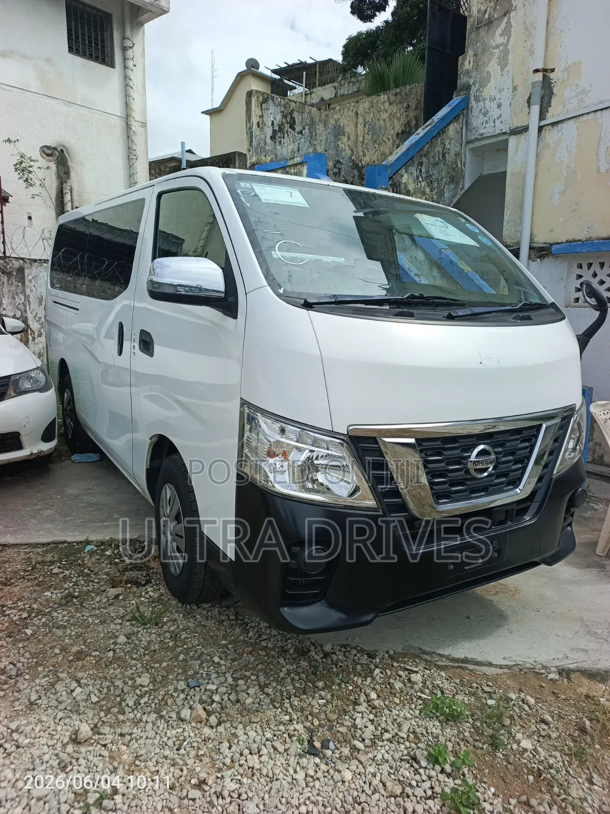 Nissan Caravan (Urvan) 2019 White