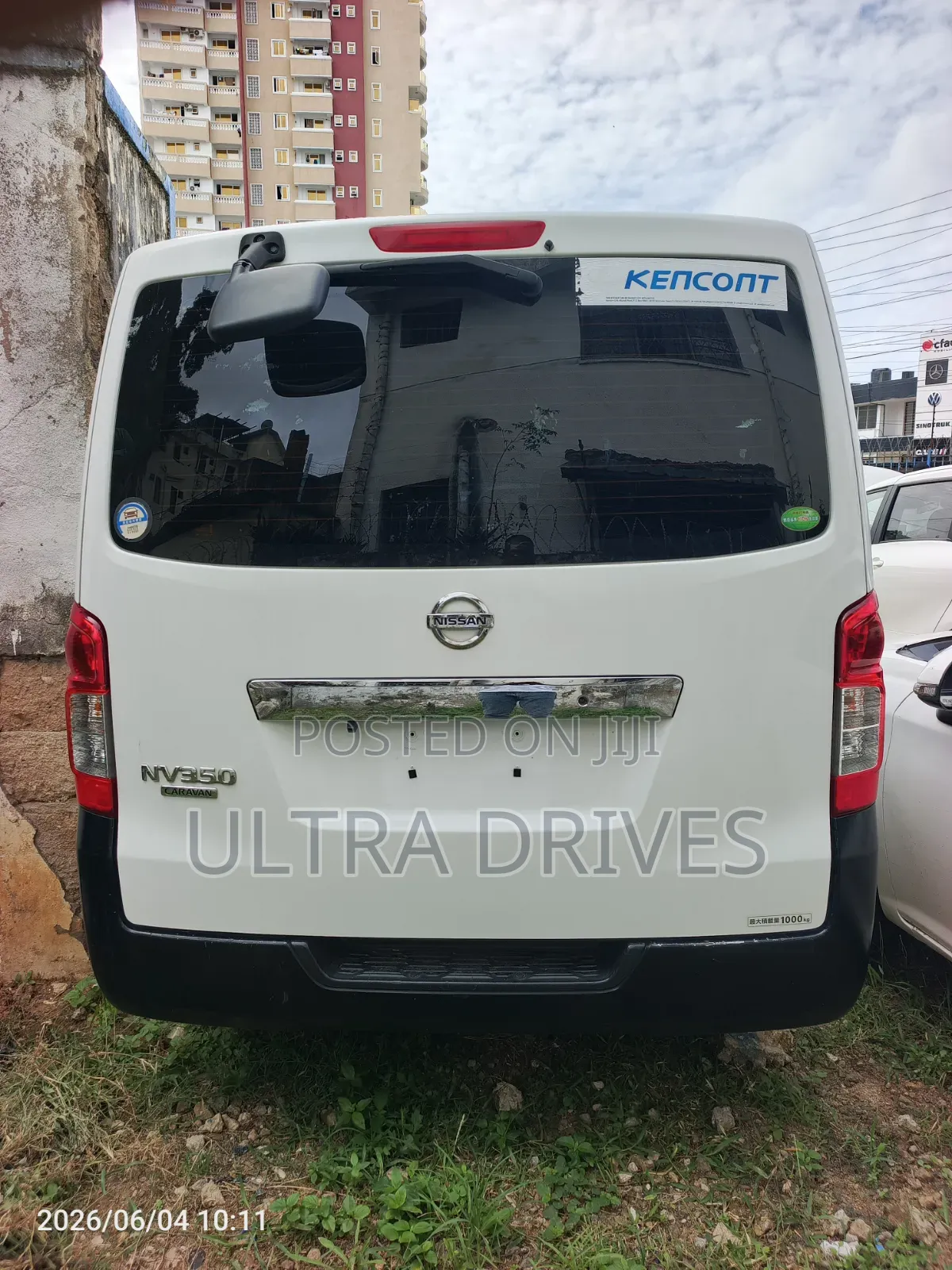Nissan Caravan (Urvan) 2019 White