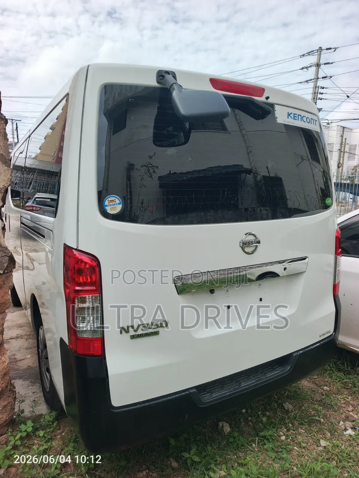 Nissan Caravan (Urvan) 2019 White