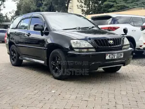 Toyota Harrier 2000 Black