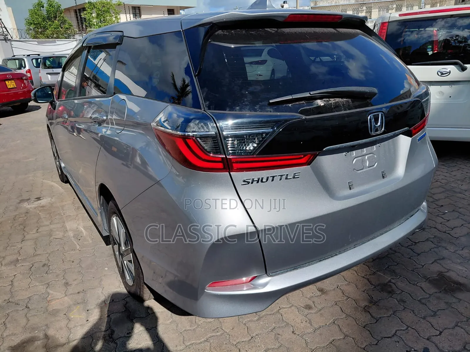 Honda Fit Shuttle 2020 Silver