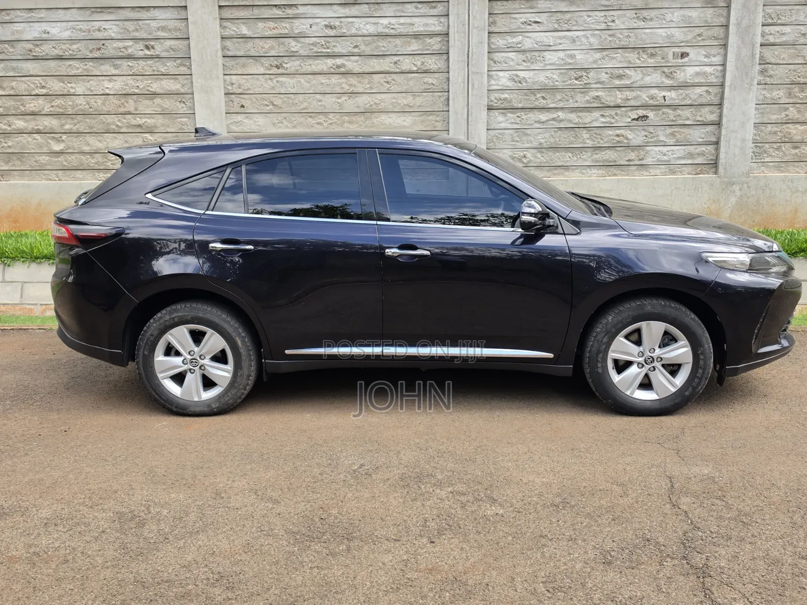 Toyota Harrier 2017 Black