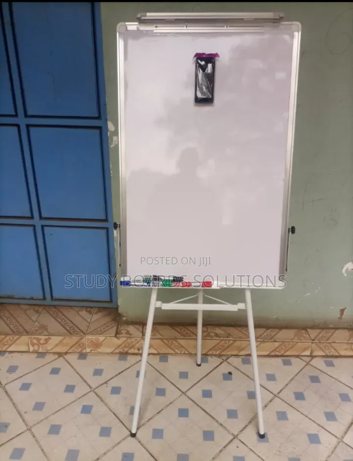 Presentations and Training Sessions /Flip Chart Stand