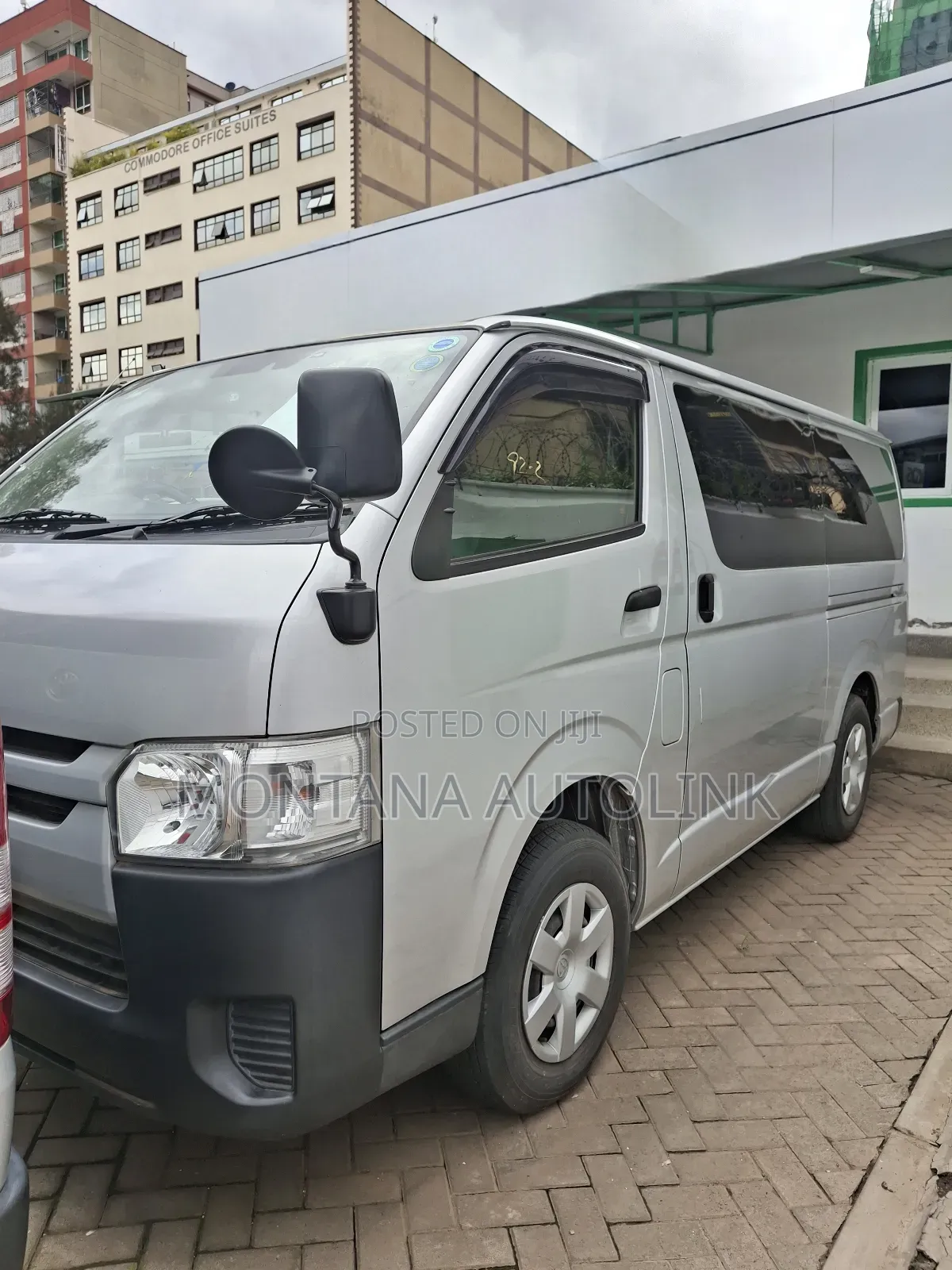 Toyota HiAce 2019 Silver