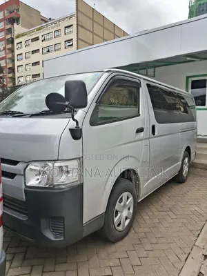 Toyota HiAce 2019 Silver