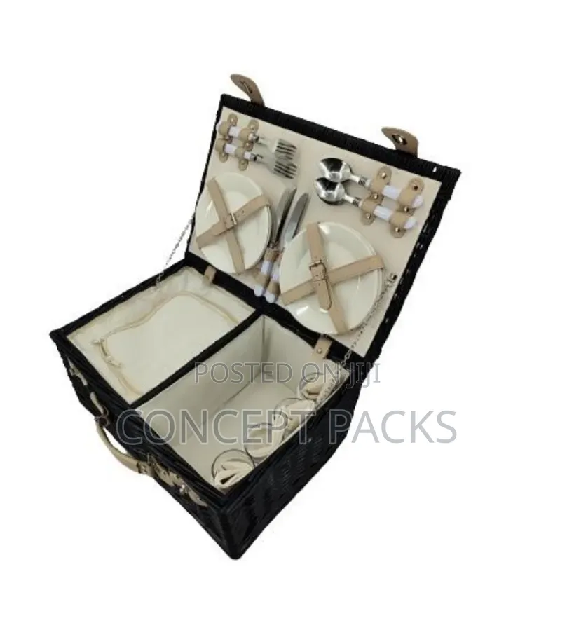 Picnic Basket For 4 People (Black) Code: Size: 46x33x21cm