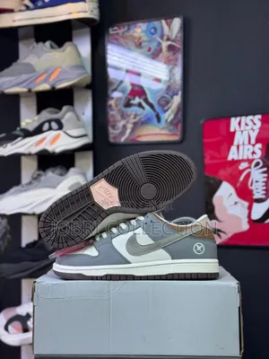 Nike Sb Dunk Low Yuto Horigome Sneakers