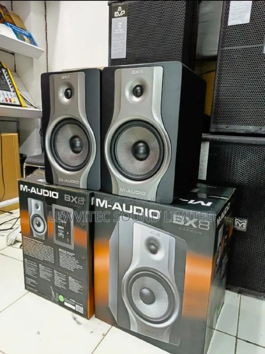 M Audio Bx8 Carbon