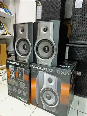 M Audio Bx8 Carbon